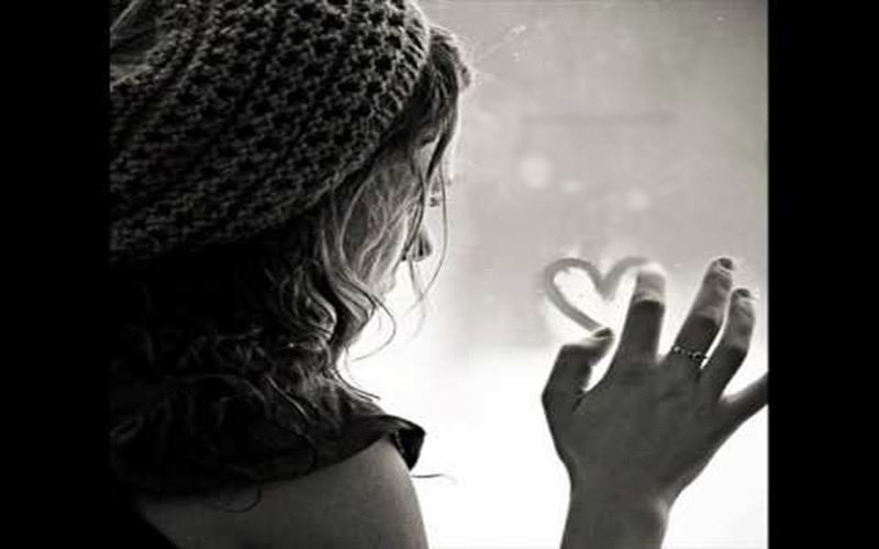hwbrm30's tweet photo. أشعر أن في جهةٍ ما من الغيب ..
 ضوءاً  يُعدّ لي مقعداً… 
تُرى هل هي السعادة التي تأخرت كثيراً؟
.
.
.
#بوح_آخر_الليل https://t.co/aT2VP5uwOF