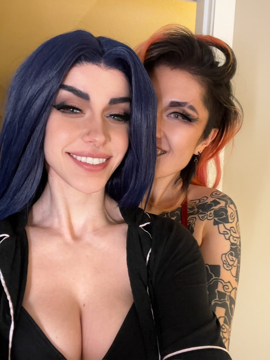 AskFareeha's tweet photo. a very happy pride month from @lynnunlimited and I 💕✨❤️ https://t.co/njFfOUqLQ6
