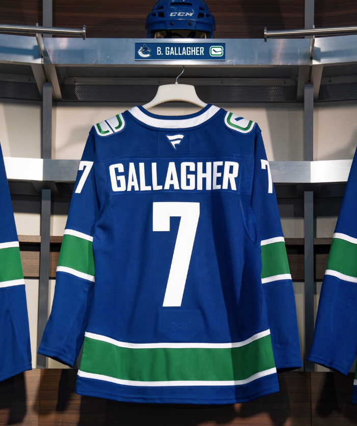 RobTheHockeyGuy's tweet photo. Looks like Brendan Gallagher will wear #7 with the #Canucks. 

📸vanbasesports/Instagram https://t.co/aC6sPfIqHq