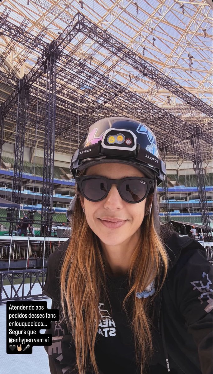 ENHYPEN_Brasil's tweet photo. E TÁ VINDO AÍ!!! 🤩

A montagem do palco para o show do ENHYPEN no Brasil, que acontece no sábado dia 04/07, já começou!

Depois de tanta espera... agora é real. Falta muito pouco para vermos os meninos fazendo seu primeiro show no Brasil 🇧🇷 

@ENHYPEN_members @ENHYPEN #ENHYPEN #엔하이픈 #ENnoBrasil