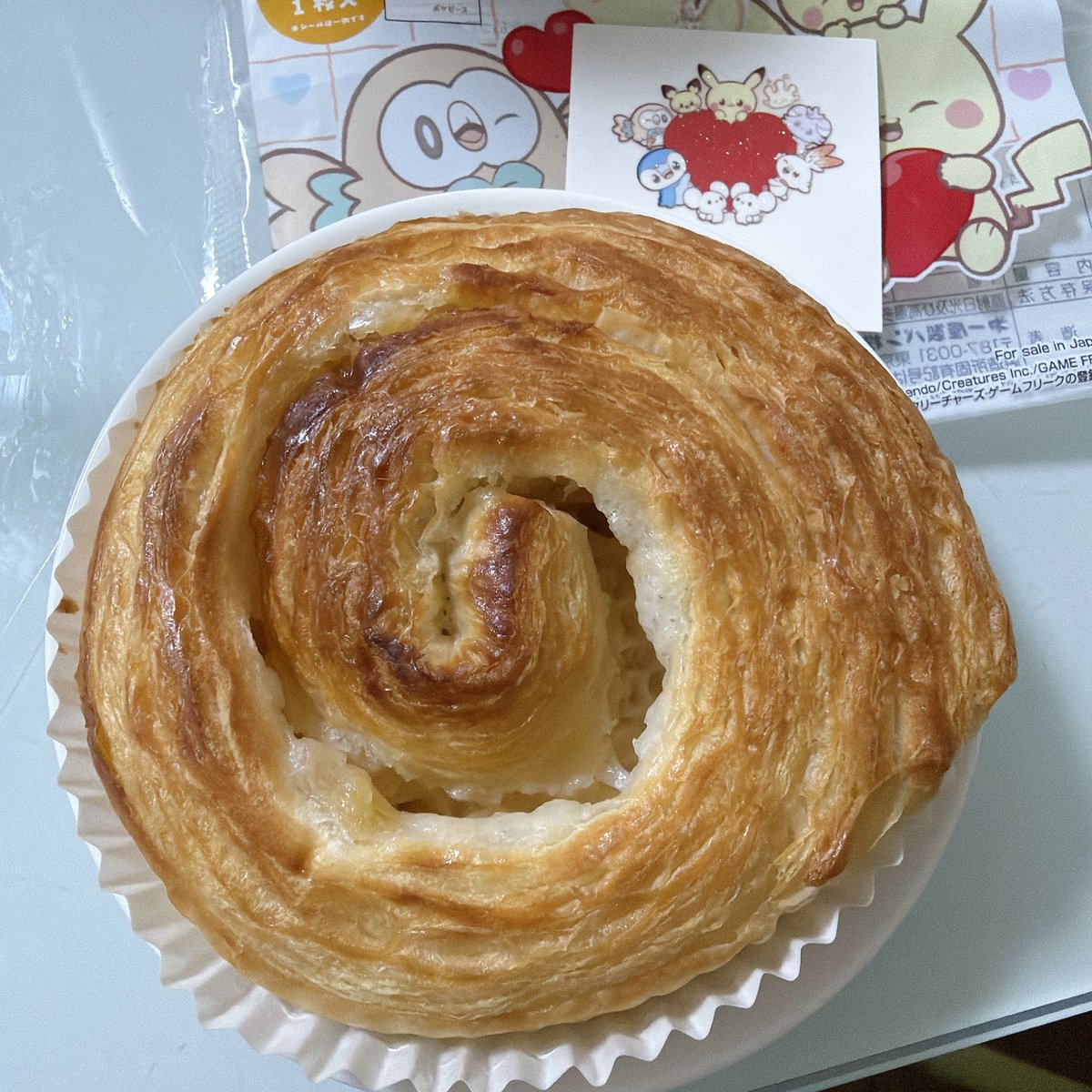 ringomichuno's tweet photo. ツイキャスありがとうございました！！

ポケパンたべててご挨拶おそくなりました₍ᐢ..ᐢ₎♡
かわいー！！集合だ！

カレンダーもめくったよ！

次のツイキャスは
4/8水 7:25-です！₍ᐢ..ᐢ₎♡ https://t.co/ciqZLKyKLi