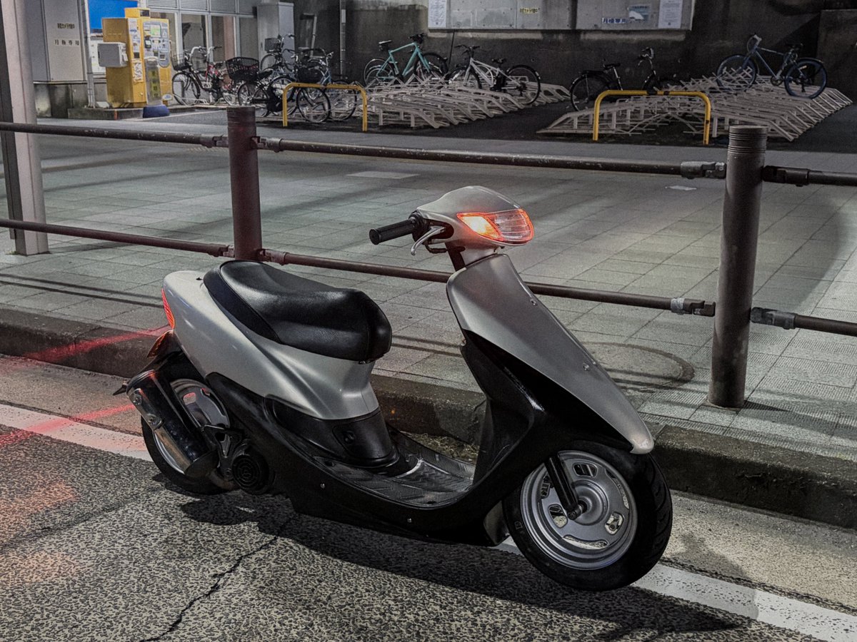 Tom____187's tweet photo. こっちではあげてませんでしたがいよいよズマホイ履きました！ https://t.co/q5PdSHhTb6