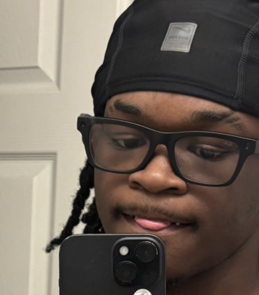 punkrascal's tweet photo. @chiugfeuv bitch the views dont matter when evb think u look that shit that see it you dumbass haitian GO SLURP UP UR EGUSI SOUP https://t.co/dPbXTY4uXn
