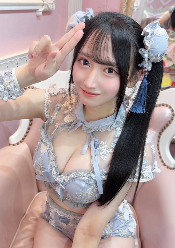 WATARUaaaa's tweet photo. #美少女見て今日も頑張る 

@mionaring__o0 
@HT_renyan_ 
@marumaruswan 
@cure_kuroe https://t.co/hPMzDevOuu