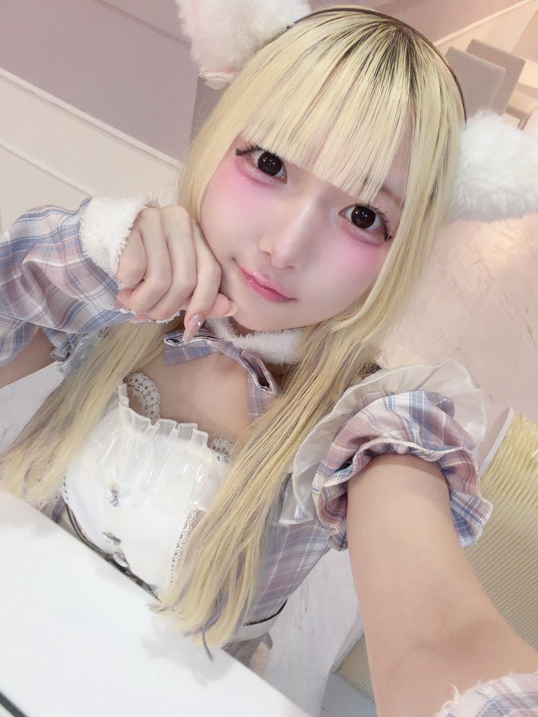 WATARUaaaa's tweet photo. #美少女見て今日も頑張る 

@mionaring__o0 
@HT_renyan_ 
@marumaruswan 
@cure_kuroe https://t.co/hPMzDevOuu