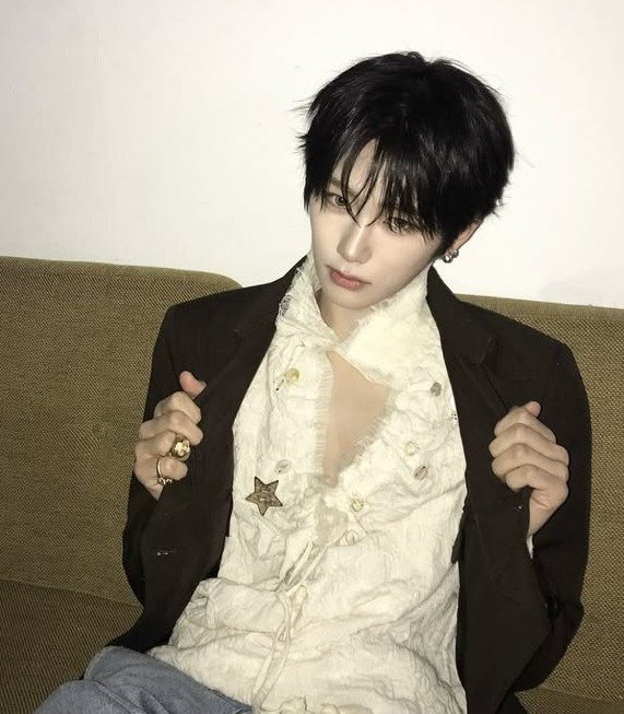 anxinspics's tweet photo. this pretty anxin ♡ https://t.co/vzfeN0vb0T