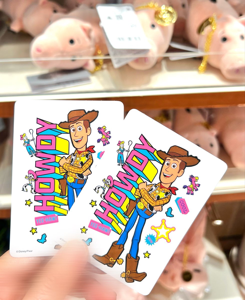 32Minnie27's tweet photo. ストアのじゃんけんカード
ウッディげっと💛
ストア全体がトイストーリーの世界で可愛かったーー🤎
#Disney #ディズニーストア https://t.co/C0t1Qm5n3h