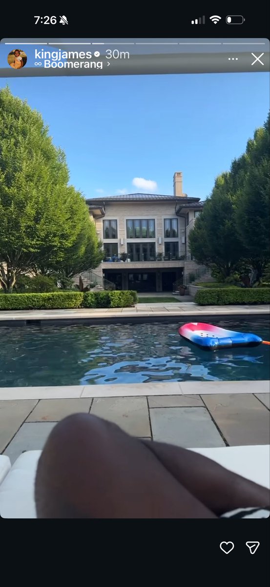 IuUnclejohn's tweet photo. LeBron James just posted up at curt cignettis house in Bloomington Indiana. Could we see the king take his talents to football. https://t.co/tSftFrOPV3