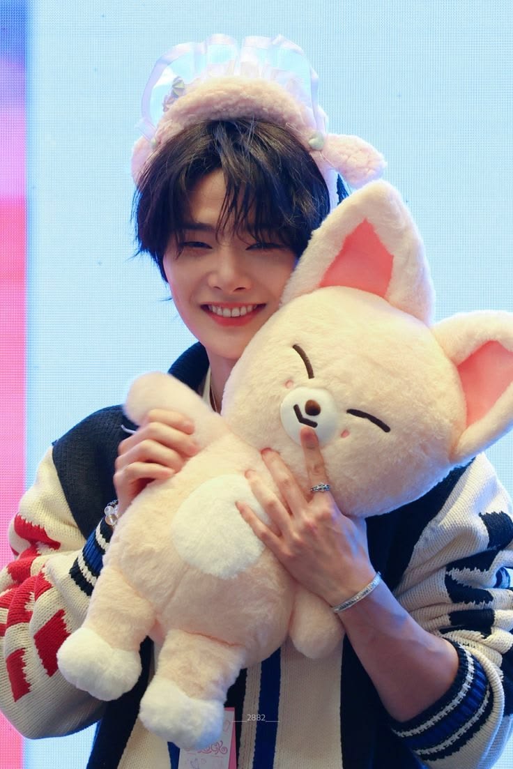 MiniYaksha's tweet photo. @DreamCJen Jeongin! https://t.co/u8e21v6JPW