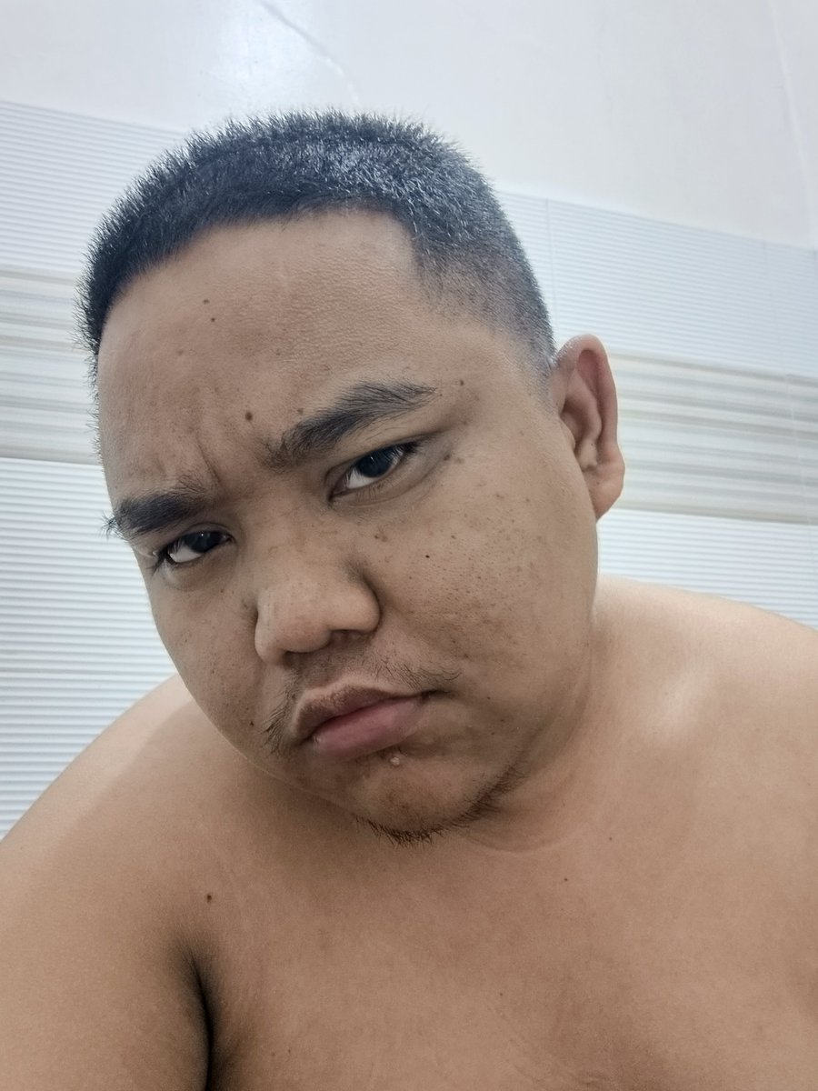 bennieagui1997's tweet photo. #bennieagui #bennieknows #pinoy #chunkyboy #asian #cutie #chub #adayinmylife #lifestyle https://t.co/ItNZ9RH3Da