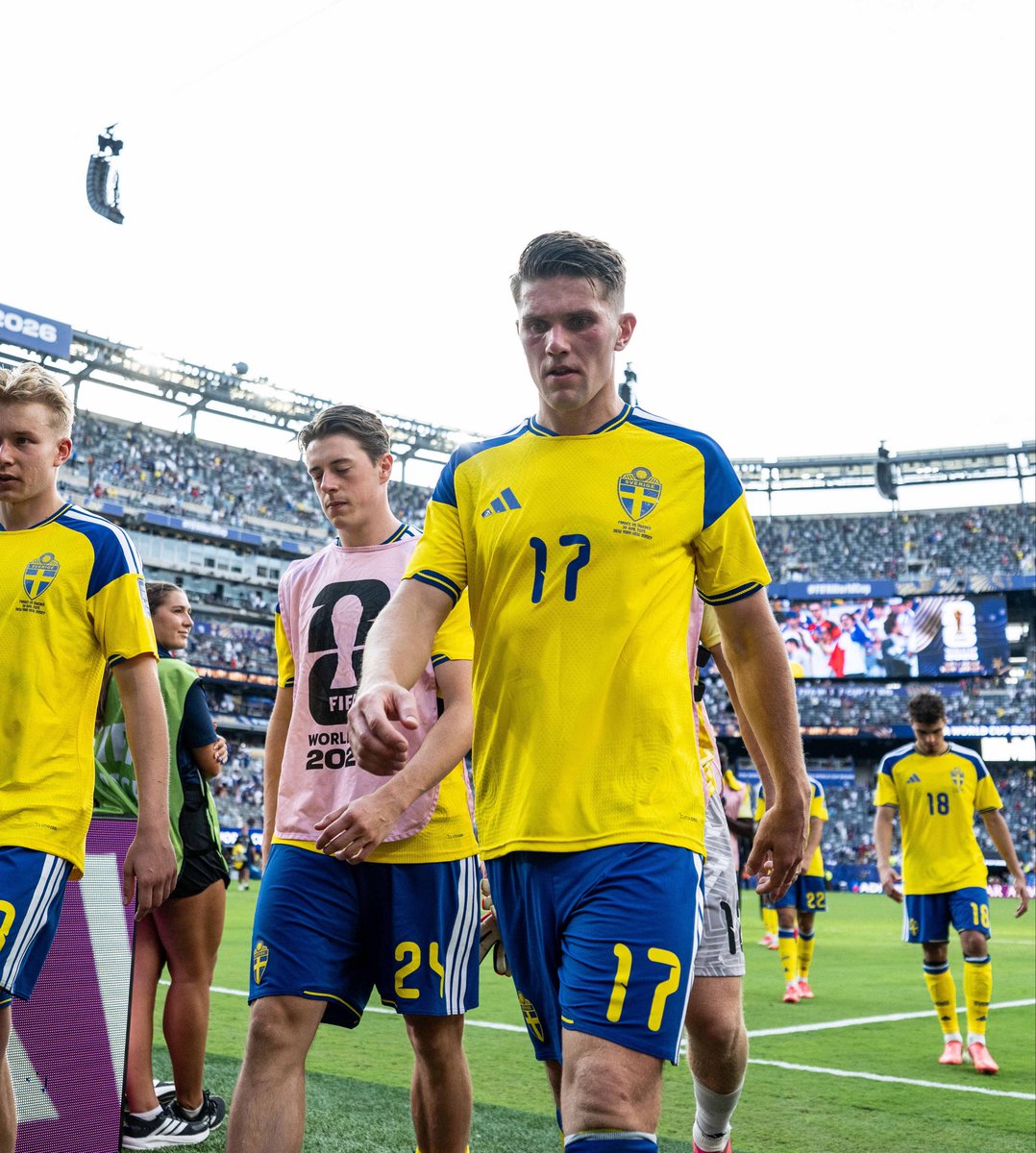 _BeFootball's tweet photo. 🚨 Viktor Gyökeres 🇸🇪 HALLUCINE du niveau de la France 🇫🇷 : « C’EST LA MEILLEURE ÉQUIPE QU’ON AIT JOUÉ ET UNE DES MEILLEURES DU TOURNOI. 

ILS SONT CONNECTÉS. S'ils gardent leur solidité défensive, ils peuvent aller très, très loin. »

(@JulienFroment) https://t.co/kHW4Qrksja