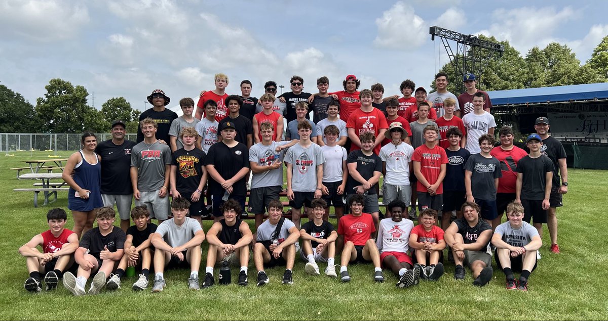 Maine South Hawks Football tweet media