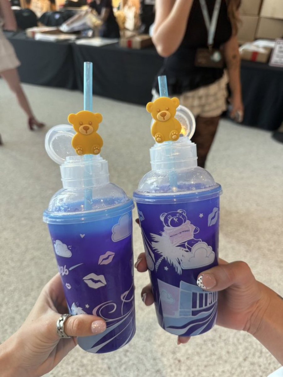 justlikemagicl's tweet photo. oh my god i want one https://t.co/gMy1gUzAPA