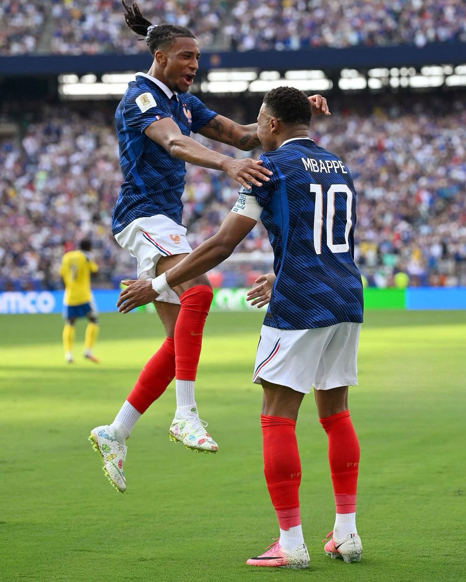 Adikastakes's tweet photo. Olise is nonchalant until he meets Mbappe and starts acting like a giddy girl in love. https://t.co/9mVlCE3nFr