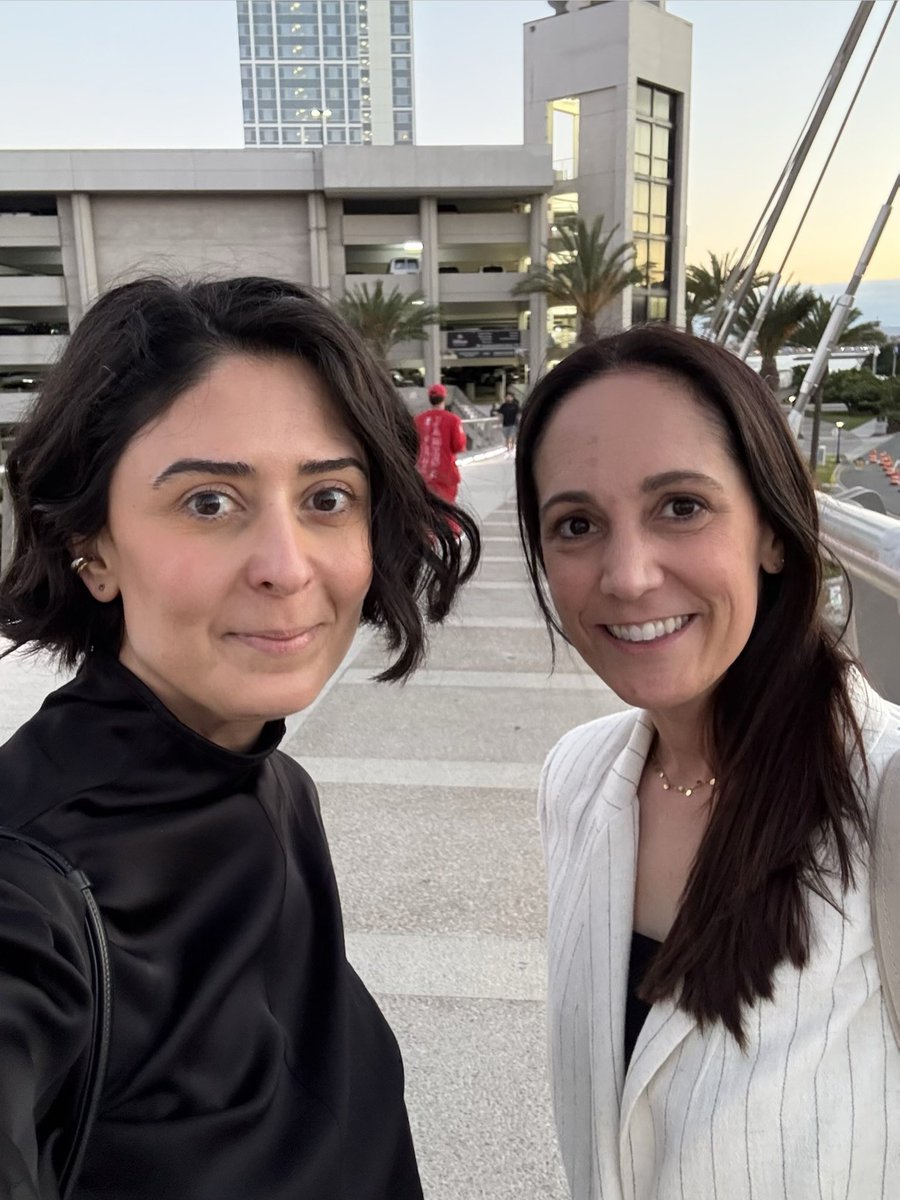 SBeukian's tweet photo. Thank you @AAHFN This was an amazing conference &amp; San Diego was unreal. Need to thank some of the amazing APNs who I’m proud to learn from and call friends. See you all next year in Boston! @megfrasernp @Steph_BarnesNP @nancy_m_albert https://t.co/hR2K9DLnoN