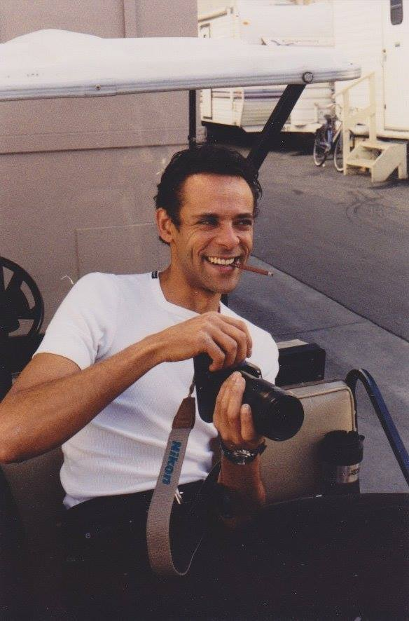 lonel1nessloop's tweet photo. so many awesome ds9 bts pictures out there. peace and love https://t.co/ChQooteIpf