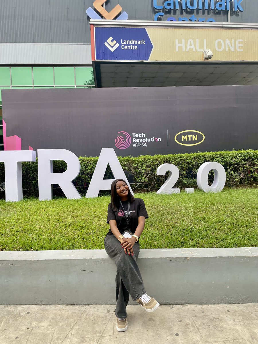 success_ubongg's tweet photo. This post is long overdue. 😅

I started learning Data Analytics at @TechSphereAcad — and I joined the Hajime Cohort. (Two weeks ago)

Shoutout to @ezekiel_aleke for building something that's actually changing lives. I'm glad I stopped postponing and just jumped in.

Honestly? I'm so excited about where this journey is going.

Data analytics + finance is a combination I'm building intentionally. Watch this space. 🚀