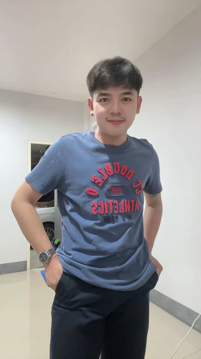 NikrMar's tweet photo. กดไลก์อ่ะมันเชย กดหัวเลยดีกว่า🤭🤣 
#ไอ้ต้าวหนวด #ศรีราชา https://t.co/txPHNWUmwb