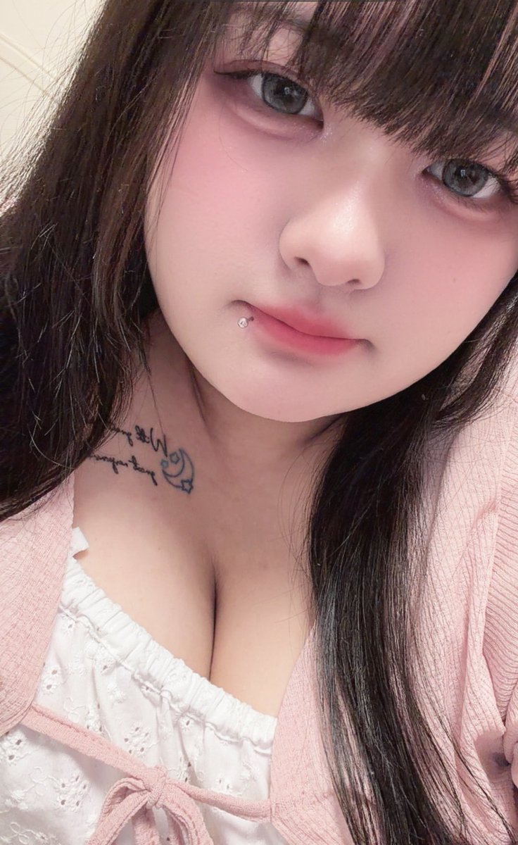 m_nyp2's tweet photo. 久々のデートたのしかったふふん🎀
リピ有り喫茶店も見つけたのでまた行く〜❕ https://t.co/5NHmBl2k2Z