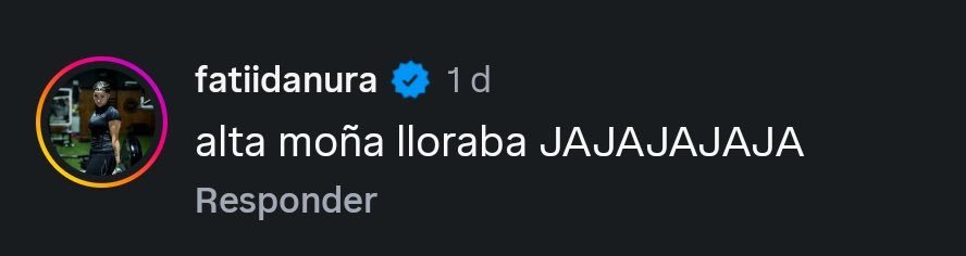 antidoping08's tweet photo. Por eso nunca caeré en la narrativa de que el problema son solo los fans. Esa tipa es una toxica y falsa amiga. Definitivamente la peor amiga que un ser humano podría tener, para amigas asi mejor enemigas. Es el tipo de gente que te quiere ver bien pero no mejor que ella https://t.co/hz1hwOq1q0