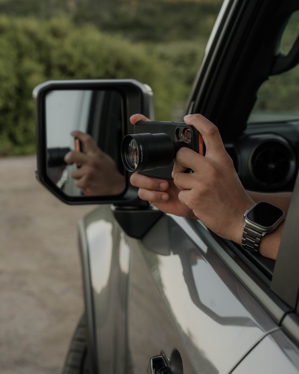sandmarc's tweet photo. Photographers have always needed more than a digital zoom. The SANDMARC Telephoto 96mm Lens offers real glass instead. 🔭 4x true optical magnification for up to 32x total zoom on iPhone 17 Pro, with sharp subjects and soft, natural backgrounds. https://t.co/UkBSQ8v3Ro