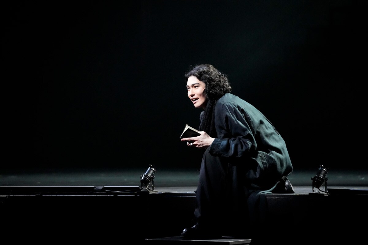 stage_natalie's tweet photo. 市川染五郎が主演を務めた「ハムレット」9月にWOWOWで放送・配信決定
https://t.co/XcfdbXcmba https://t.co/ZA3BY4oerI