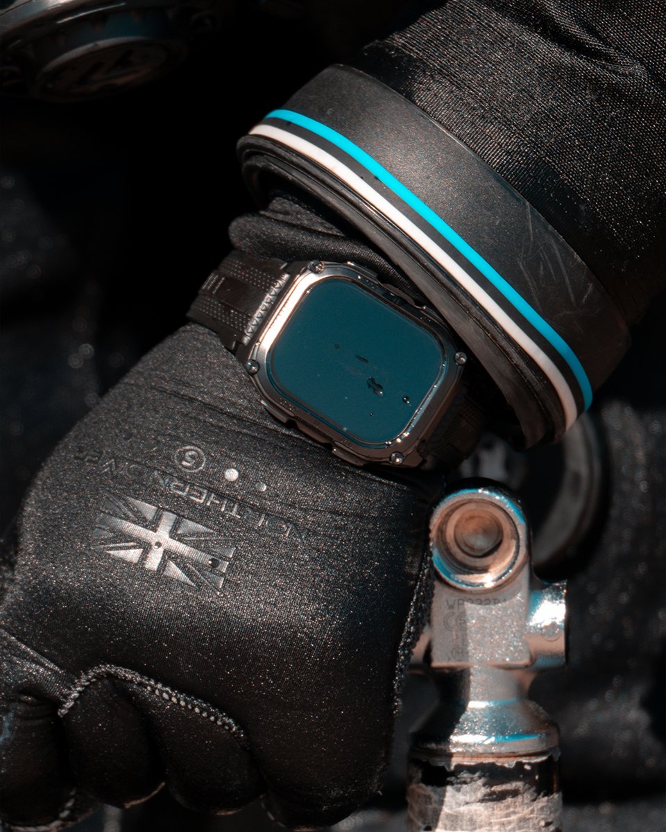 kospet_official's tweet photo. π€Ώβ Get ready to dive with TANK M4.
Suit on. TANK M4 checked. The ocean is waiting. π
#KOSPET #TANKM4 #Diving #OutdoorSmartwatch #Smartwatch #WaterproofSmartwatch #UnderwaterAdventure https://t.co/qaw4O36Uz1