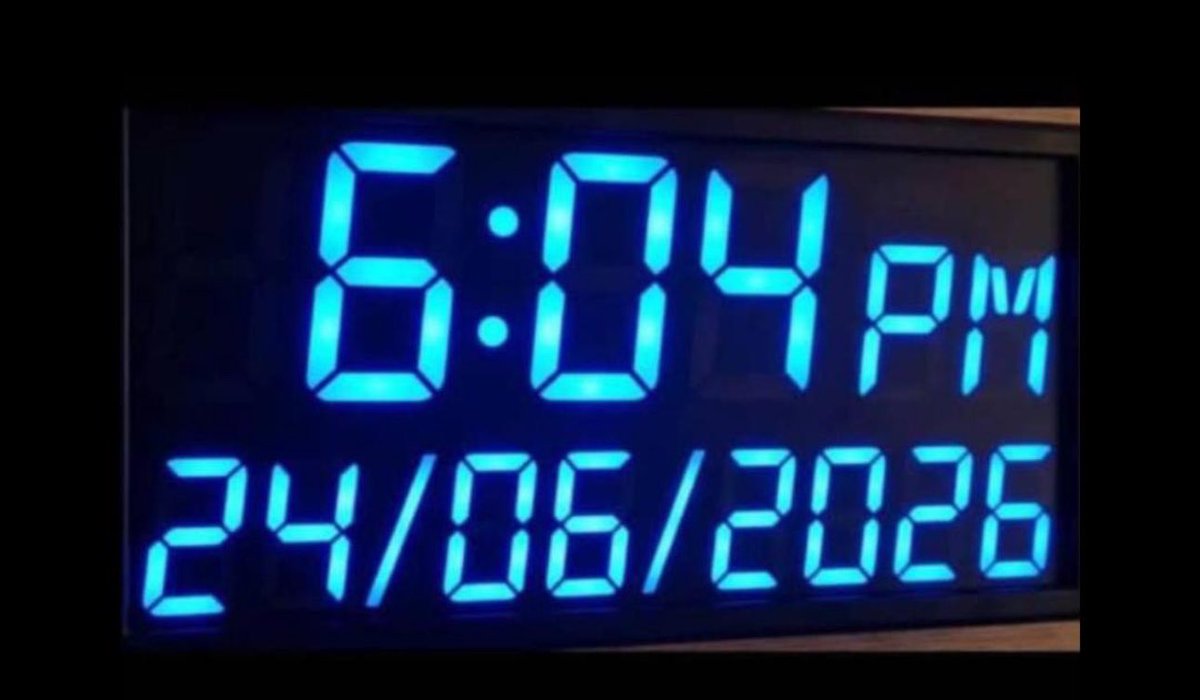 AlexaGomezDos's tweet photo. Nunca olvidaremos esta fecha y esta hora 😭 https://t.co/JrHpkcQZ0E