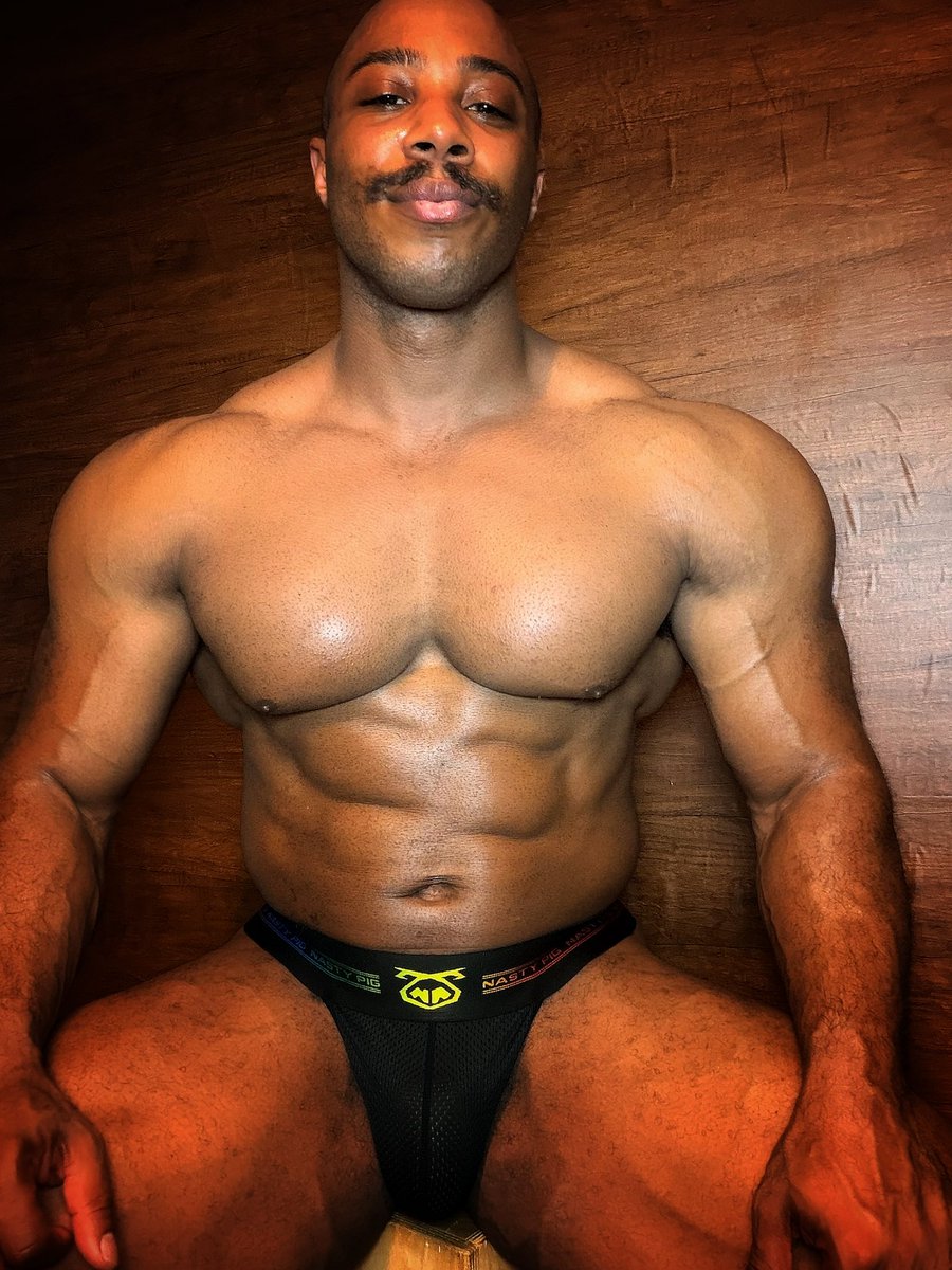 itstylerreese's tweet photo. 🩲: @nastypig https://t.co/ljZi1BrwEM