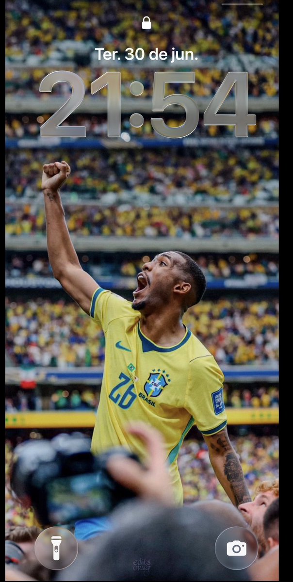 eduardomrlopes's tweet photo. Inevitável… vai, @rayanv77 ! Vai, Brasil! https://t.co/rfa8jrdBHx