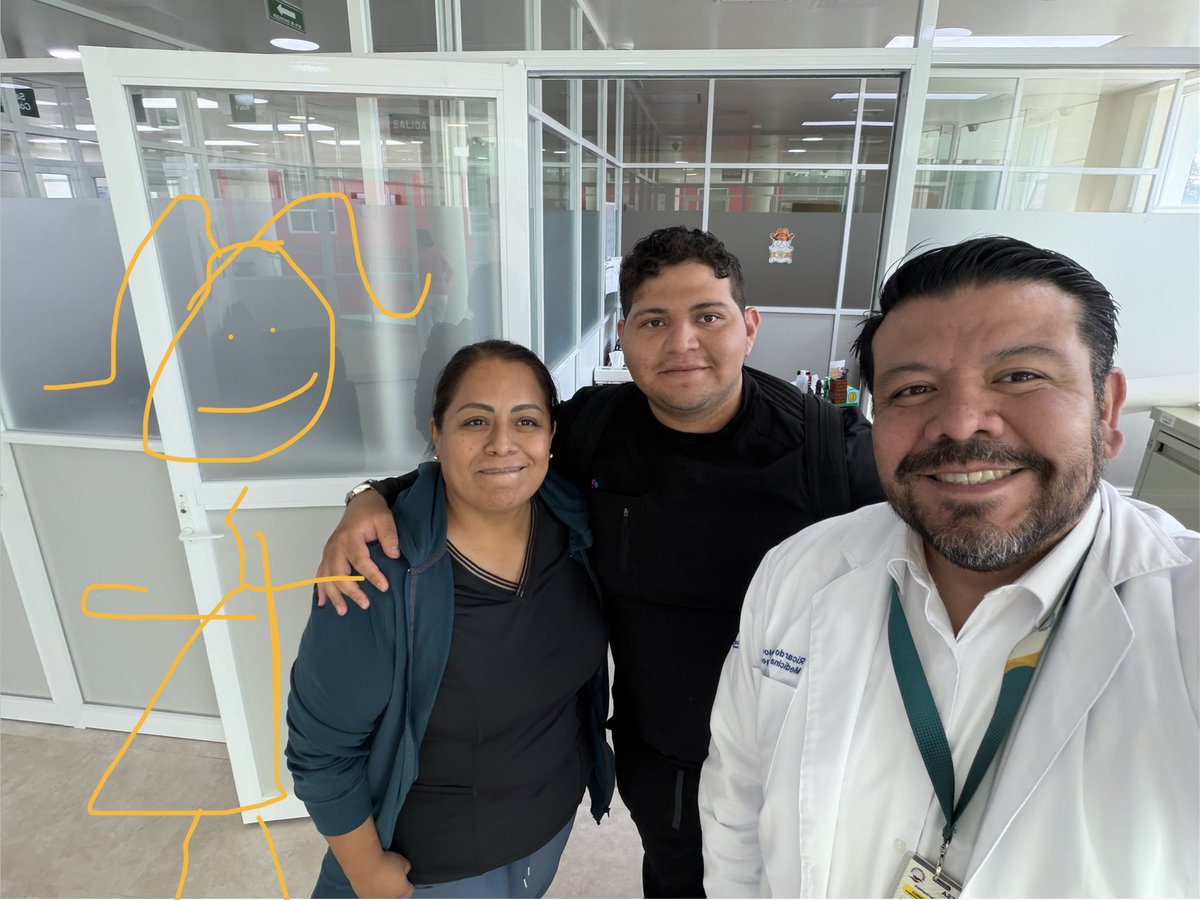 Dr_Dive's tweet photo. Se acabó la #Rotacion de Junio. 
Este mes tuve residentes de #StoDomingo 🇩🇴 #Tapachula #GomezPalacio Y #Oaxaca. Estoy seguro harán lo que se requiere en sus hospitales. Le pedimos a la IA que pusiera a la resiente faltante, gran trabajo IA https://t.co/39wqELWaIK
