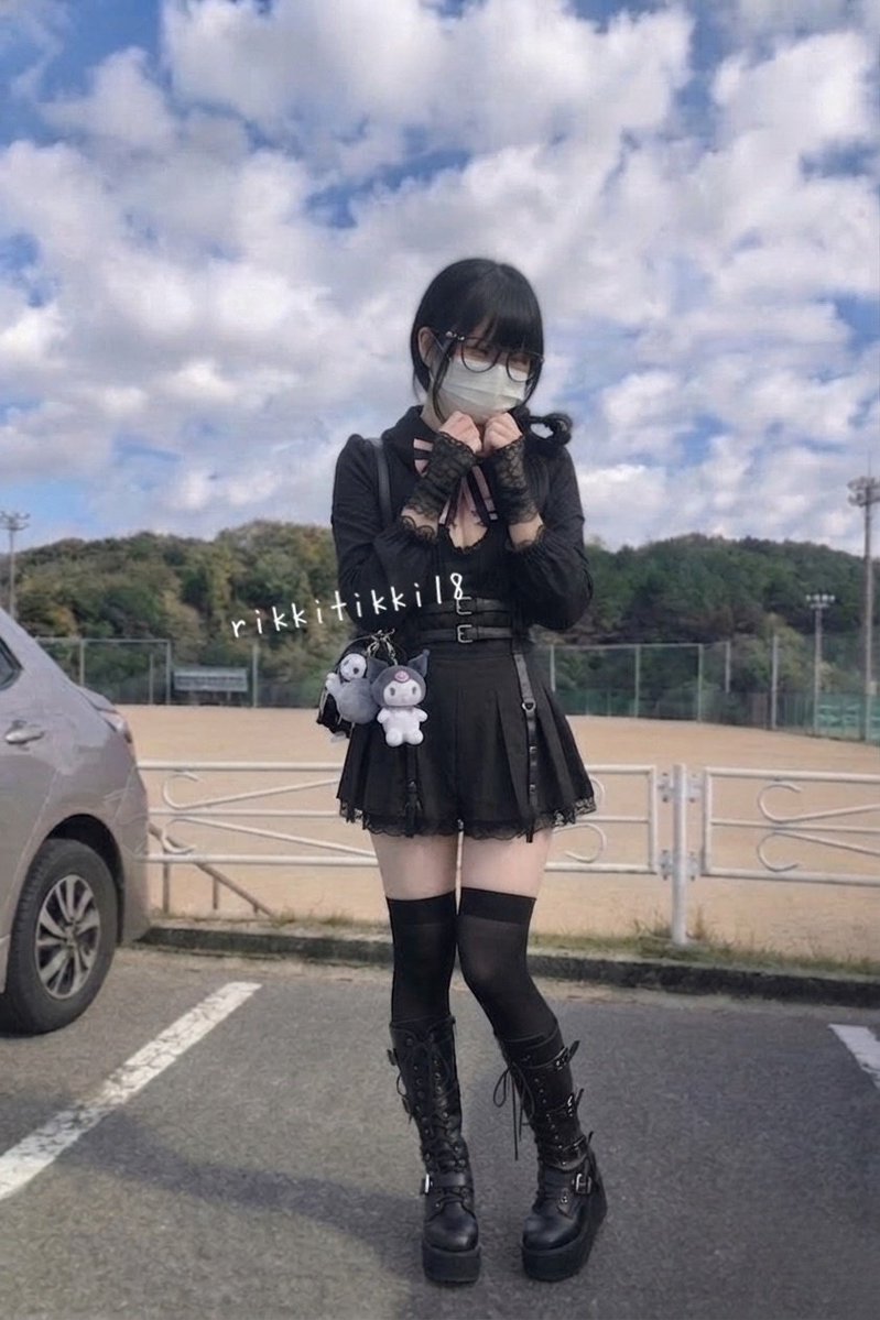 こよ tweet media
