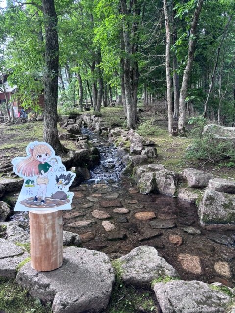 notoro_camp's tweet photo. 🎉奥津かがみちゃん新規イラスト公開🎉

ひらめのつかみどりをイメージしたかがみちゃん🐟️
鳥はヤマセミ✨

缶バッジ＆アクリルキーホルダーも販売します♪

🗓️7/5(日)〜8/31(月)
⏰️10:00〜17:00
📍のとろ原キャンプ場管理棟

#のとろ原キャンプ場
#奥津かがみ
#温むす 
#温泉むすめ https://t.co/kR64xMKebB
