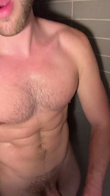 edwardconner34's tweet photo. Sneak peek of me in the shower #gay #lgbtq #fuckme #single https://t.co/BhPwsIwpEK