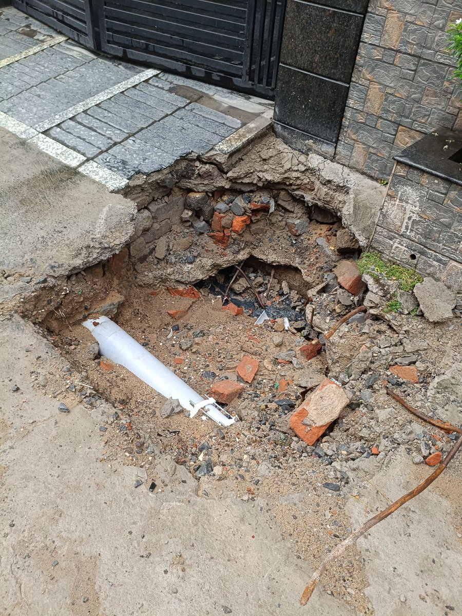 agrahul84's tweet photo. @RourkelaMC @AdmRourkela @rourkela360 @RourkelaTIPS @smartcityrkl for drain cleaning work there was Excavation work in civil Township on June 25, but after 6 days the drain is drain is still open and causing public inconvenience. Request to complete the work asap. https://t.co/30rqbJ4KMO