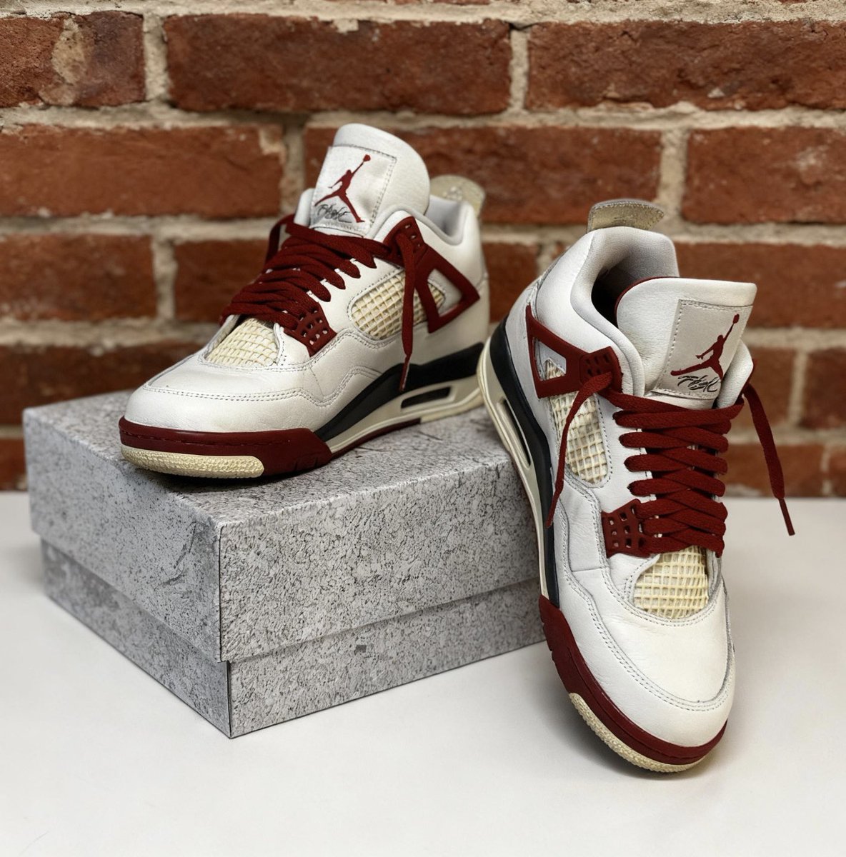 Dima_k0n's tweet photo. Nigel Sylvester x Air Jordan 4 ‘Brick After Brick’ 
🧱 🧱 🧱 
Pictures by me https://t.co/1vzWcYNn27