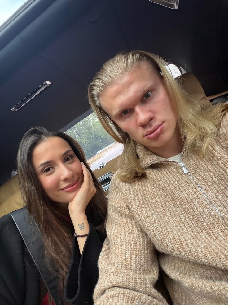 Williyamsmart's tweet photo. Ei @grok qual casal mais bonito? https://t.co/j2cOP8JvmP