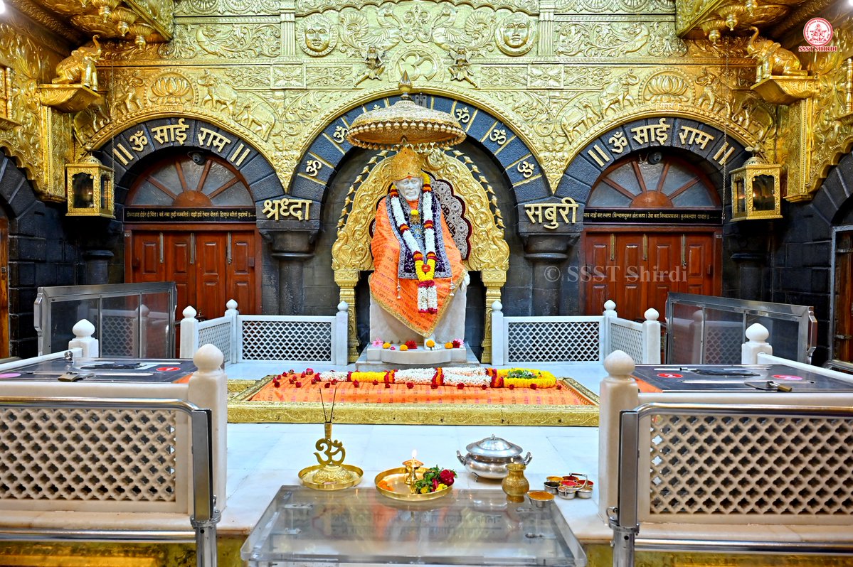 SSSTShirdi's tweet photo. *!! ॐ साई राम !!*
*श्री साईबाबा संस्थान विश्वस्त व्यवस्था,शिर्डी*
*!! ॐ Sai Ram !!*
*Shri Saibaba Sansthan Trust, Shirdi*
≈≈≈≈≈≈≈≈≈≈≈≈≈≈≈≈≈ 
*आरती :-शिर्डी माझे पंढरपुर*
*बुधवार ०१ जुलै २०२६*  
*Aarti :-Shirdi Majhe Pandharpur*
*Wednesday 01 July 2026* https://t.co/fXfYYyFBZo