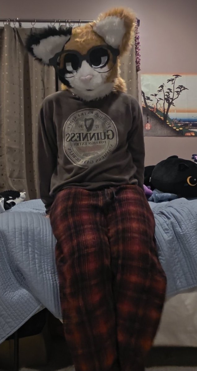 FreakCatOfEvil's tweet photo. Got a 'big' surprise for you https://t.co/NE8M9sRHsu