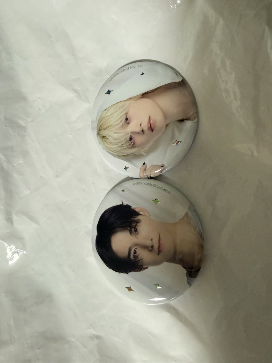 uyamwest's tweet photo. JO1 JO1DER SHOW 2026 永縁 EIEN
 缶バッジ 交換

【譲】画像

【求】白岩(真顔)優先

郵送希望です📮
お気軽にお声がけください🙇

#JO1交換 https://t.co/ohE7FM25Aq