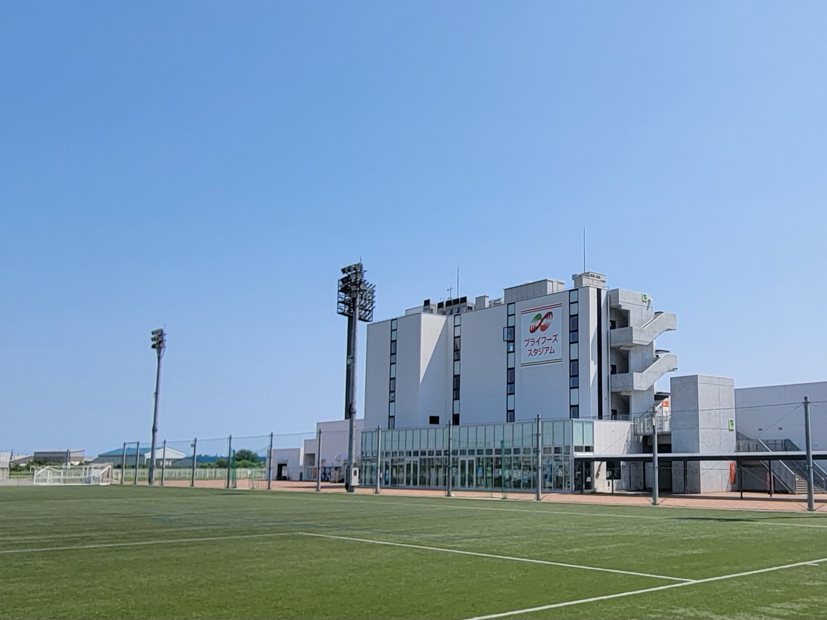 PriFoods_Sta's tweet photo. こんにちは！さわやかないいお天気です☀

今日から7月、早いもので今年の後半が始まる日ですね🗓
皆様よい1日をおすごしください🍹 https://t.co/yNXyamS76N