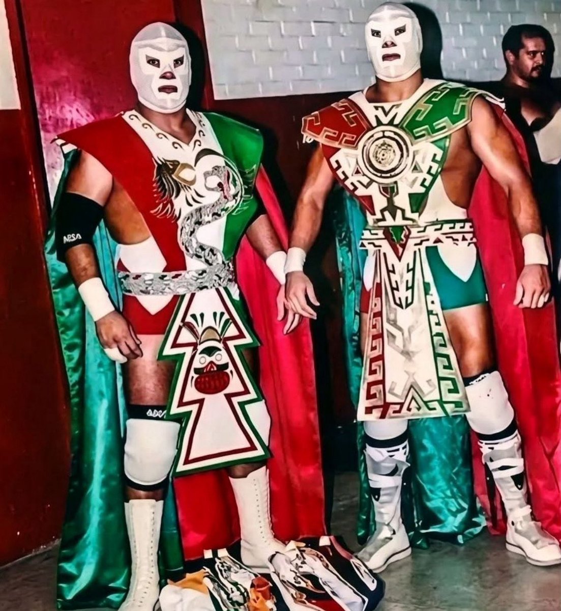 hijodewagner's tweet photo. El ciclo de la vida ❤️ 
Dr Wagner 
Dr Wagner Jr 
Silver king 
Dr Wagner lll 
Galeno https://t.co/6nIYPK8cgU