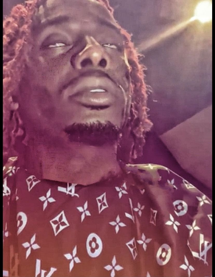 Oncemoress00's tweet photo. @yvldasilva https://t.co/WXqe7qe5VZ