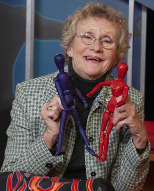 Flomotionforme's tweet photo. Had no business being tuned in every Sunday😭 #suejohanson https://t.co/t5A61JCH2s