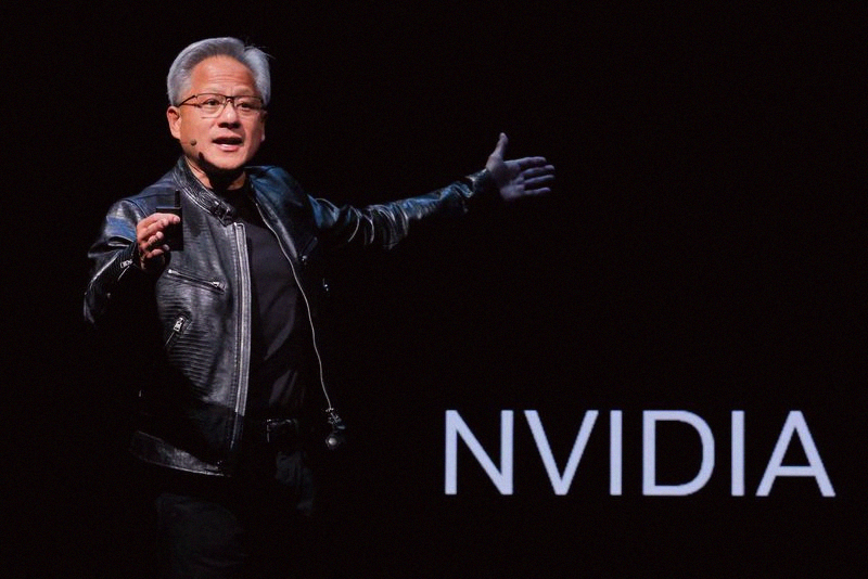 HISAMISA4's tweet photo. NVIDIA $NVDAの株価が上昇中📈 SemiAnalysisがデータセンターの下半期収益はコンセンサスを20%上回ると予想してるみたい

https://t.co/KwKgSg2lpb https://t.co/qc13A7FK3J