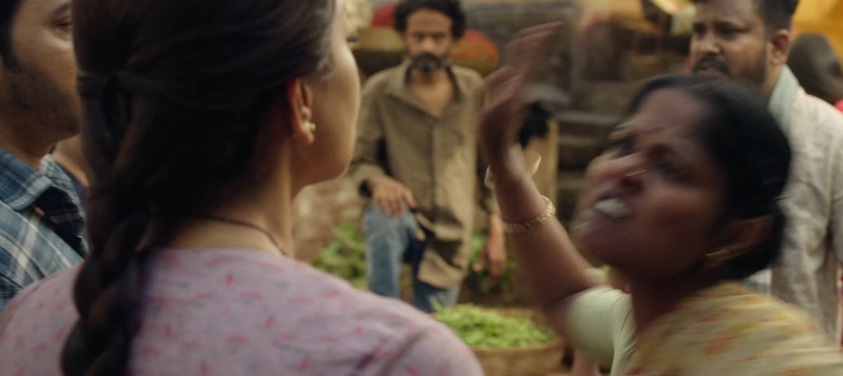 Dhoni_Varsh's tweet photo. This shocking slap right before the title card in teaser proves just how dangerous our Advocate Archana’s fight against toxic food adulteration is... 🪧👏

#KajalAggarwal expressive performance in just those few seconds speaks volumes 🥹❤️

#TheIndiaStory @MsKajalAggarwal https://t.co/nLuRe4bC6v