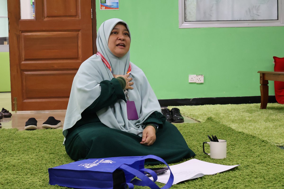 Library_USMKK's tweet photo. 29/6/2026 | ISNIN
📖 Seni Bercerita: Terapi Jiwa &amp; Minda 🌟
Bibliotherapy Circle PHT (Sesi 2/2026). Kali ini, kita akan menyelami bagaimana seni bercerita mampu menjadi penawar, menyembuhkan luka tersembunyi, dan menenangkan jiwa yang lara.
📍 Tempat: Bilik Biblioterapi PHT https://t.co/zNsfWWcRTo