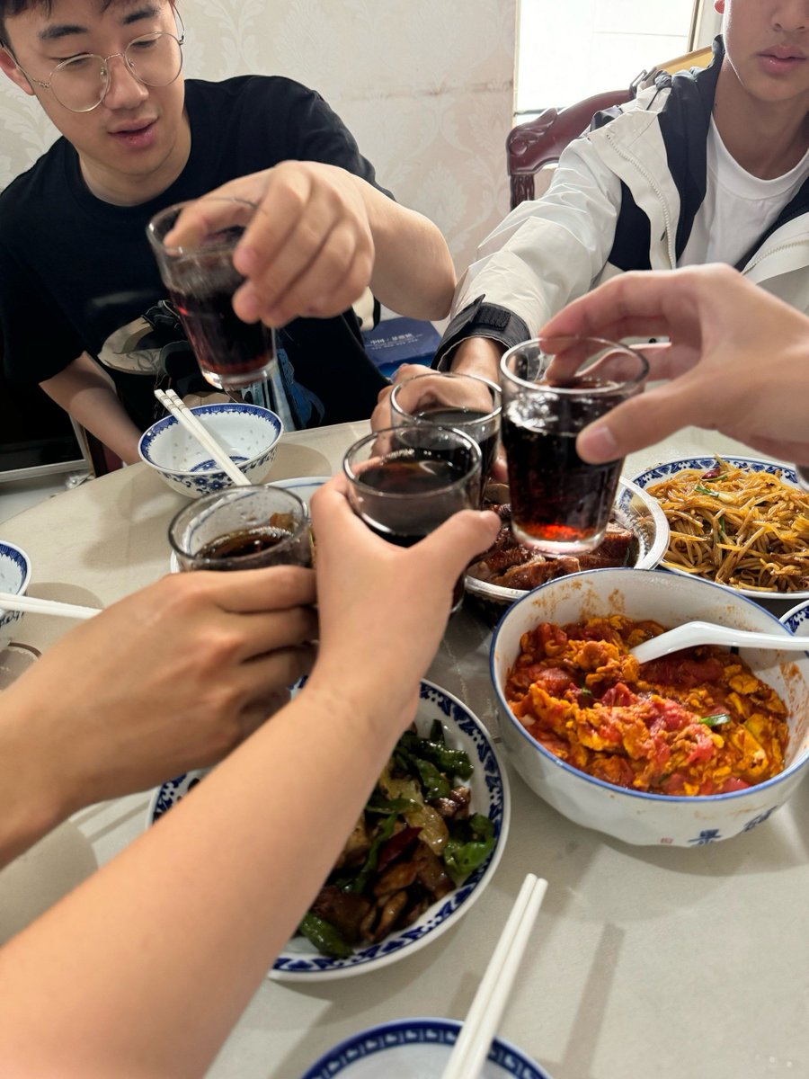 blasterdarkwiz's tweet photo. Reuniting with my favorite people after ages—laughter, bad jokes, and zero awkward silences hit different. Best weekend ever!， https://t.co/QfmOEBbSV6