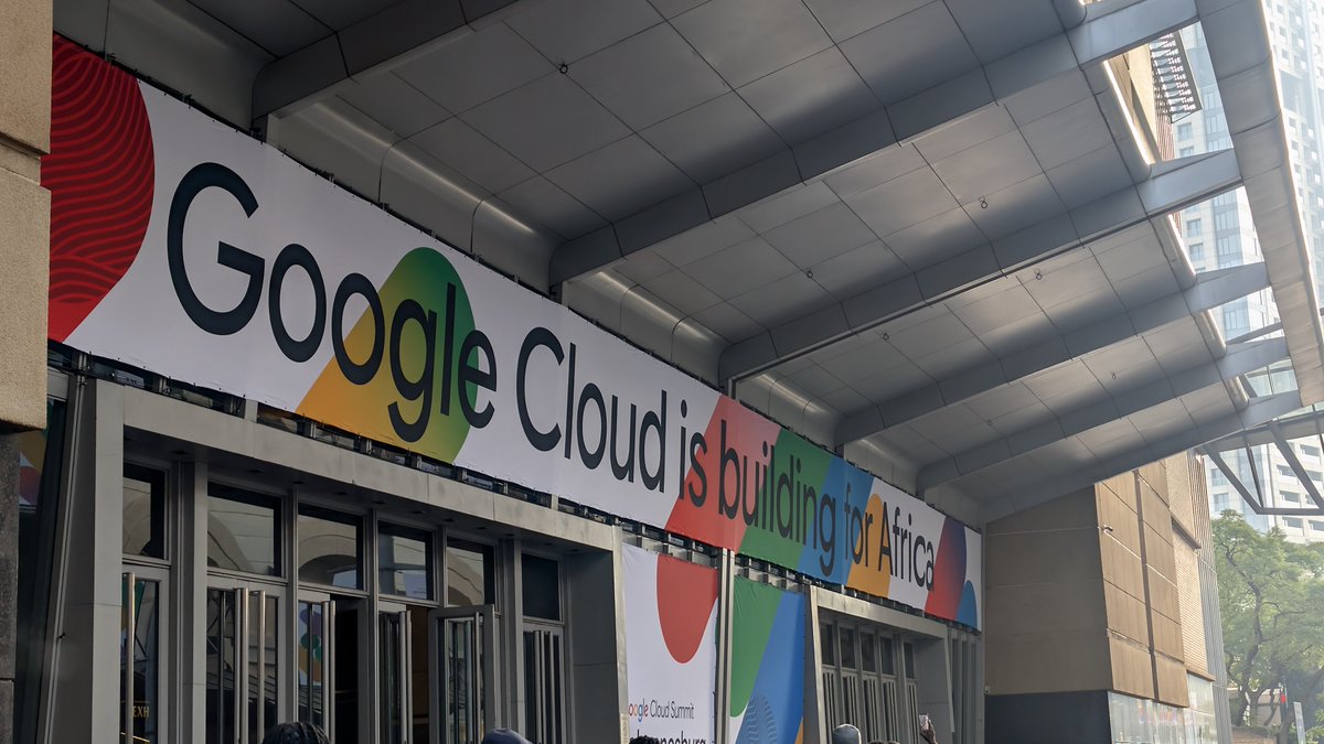 rafiq's tweet photo. Morning wwworld. At the @googlecloud summit Johannesburg https://t.co/mSHrEeqsVL
