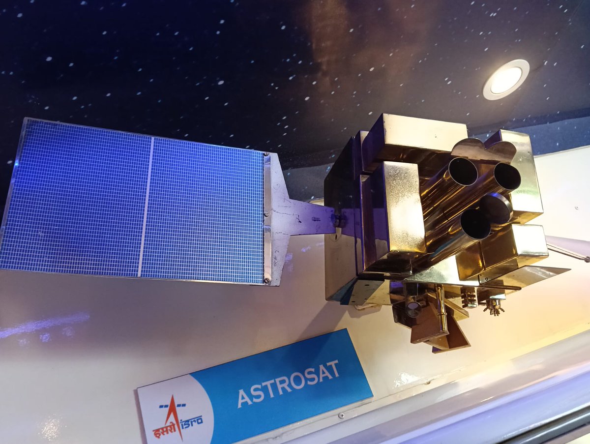 SBESCS_SCHOOL's tweet photo. The Space on Wheels is an innovative mobile exhibition launched by the Indian Space Research Organisation (ISRO). Housed inside a customized bus, the program brings India's space science achievements directly to schools and rural communities to inspire young minds. https://t.co/EgHJlNCQ6W
